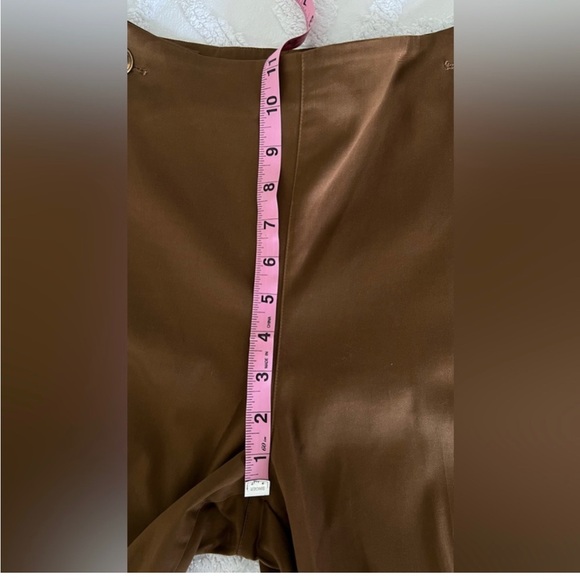 Massimo Dutti Brown Slim Fit High-Waisted
Trousers with side buttons - Picture 8 of 10